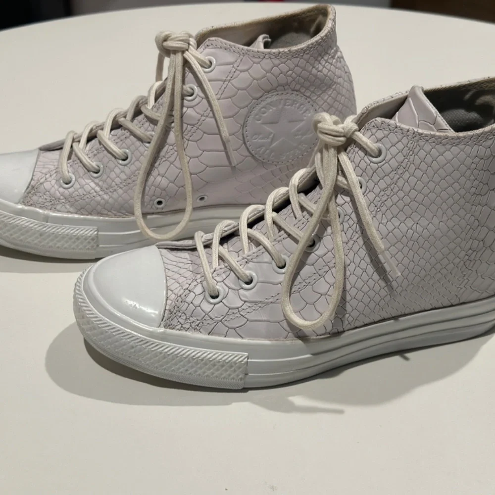 Converse Chuck Taylor Lux Mid Hidden Wedge White Python Leather Women's 8 - Picture 3 of 11